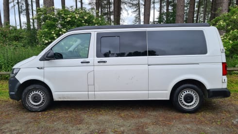 Victoria – VW Camper Van - T6 2017