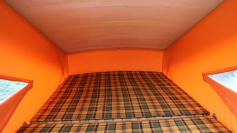 Westfalia – Wonderful Classic Camper Rent! Oldtimer VW minibus hire - T2 Westfalia