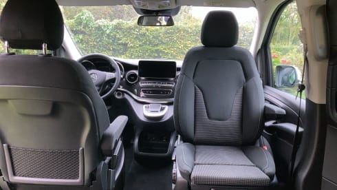 Elektrische Mercedes EQV Tonke, Kampeerauto van het jaar 2023! – Model Adventurer 3 from 2023 (also for sale)