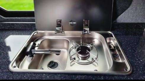 Vauxhall vivaro  – 4 berth Vauxhall vivaro campervan from 2018