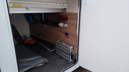 Stabilitée amortisseurs pneu pneumatiques – Noleggio Citroen DETHLEFFS T7057DBL