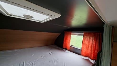 Sfeervolle & kindvriendelijke alkoofcamper: direct genieten 