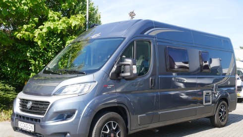 Chausson2, 2 sleeping places - 4 seats.