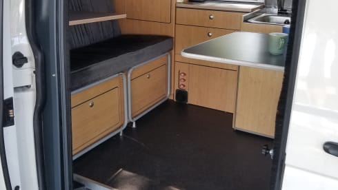 Sunny!  – Luxury VW T5 Camper