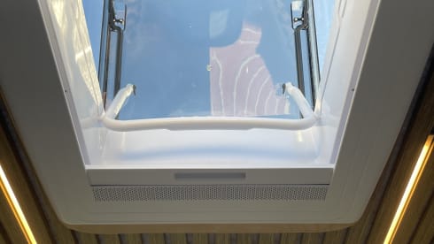 Biffy – Luxury Medium Sized Dog-Friendly Camper