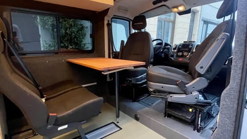 Gekke haai – Crazy Shark - 4p Fiat campervan 