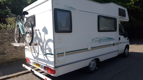 Elddis – 4 berth Peugeot alcove from 2006