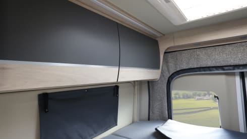 68 – Campervan Autotrail Expedition 68 a 4 posti letto, disponibile dal 2026.
