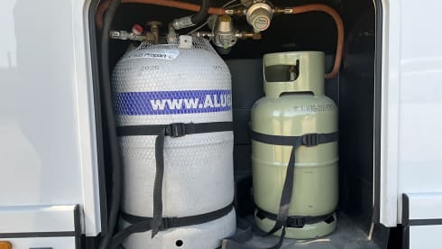 Bronx Explorer – 4p Niesmann + Bischoff integrated uit 2011