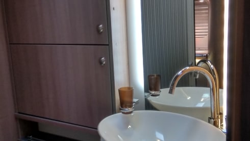 luxurious mobile home integral Bûrstner