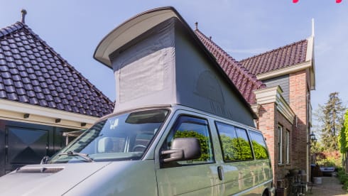 Classic 4p Volkswagen T4 California Westfalia from 2002