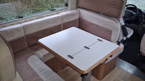 La bella vita – Luxury 6 person Arca Camper