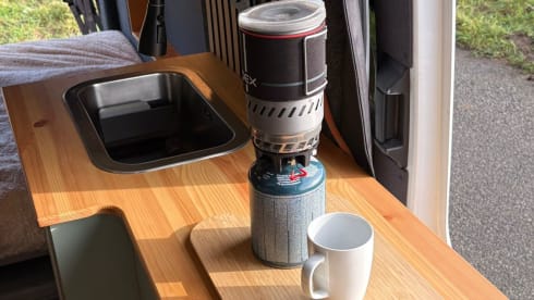 Yeti – 4 berth 2017 Ford Transit Mk8 Off Grid Camper Van