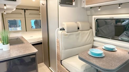 SNOWDON – 4 berth Bürstner bus from 2027