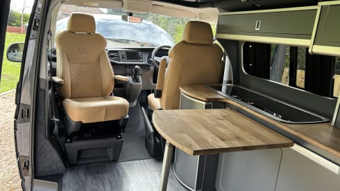 Volkswagen campervan automatic 2023