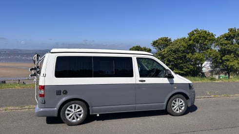 Quantum  – 3/4 Berth Volkswagen Campervan 