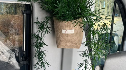 VW Grand California off-grid