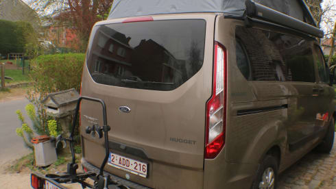 Ford Nugget (new model 2022). With outdoor cooking set!