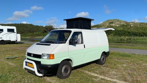 Muppet – 2p Volkswagen campervan uit 2000