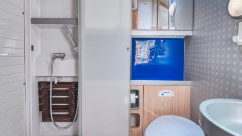 Finn – 6p Bürstner alcove from 2008