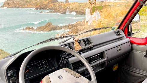 Tangerina 🍊 – Campervan Lisbon Surftrip 🏄‍♂️ Roadtrip 