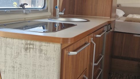 4p Eura Mobil alcove uit 2011