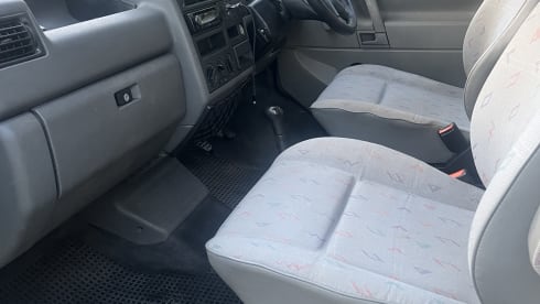 Vandalf the grey – 2 berth Volkswagen campervan from 2000