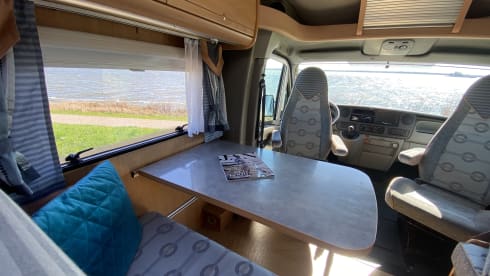 Camper Harderwijk – 4p Bürstner semi-integrated from 2004
