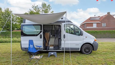Renault Camper bus – Nice and strong campervan from 2005