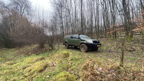 Toyota hilux globetrotter  – 3p Toyota rooftop uit 2013