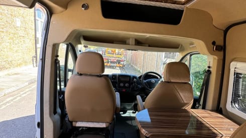 Daniel – 4 berth Fiat bus from 2019
