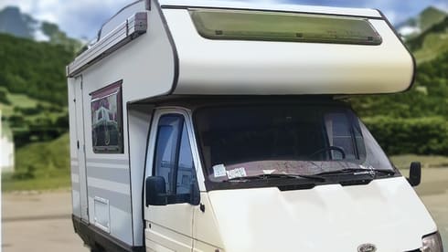 Comfort e Avventura su Ruote – Camper Ducato Vintage del 1990 – Comfort e Avventura su Ruote!