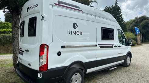 Nr. 1 – Van 238 / schönes Kastenwagen mit Automatikgetriebe