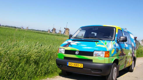 Holland – 2p Volkswagen campervan from 1998