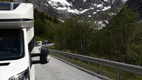 4p Challenger semi-integrated uit 2021
