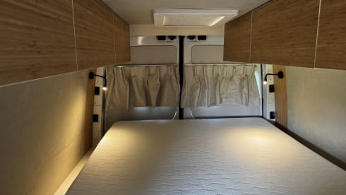 4p Volkswagen bus uit 2018