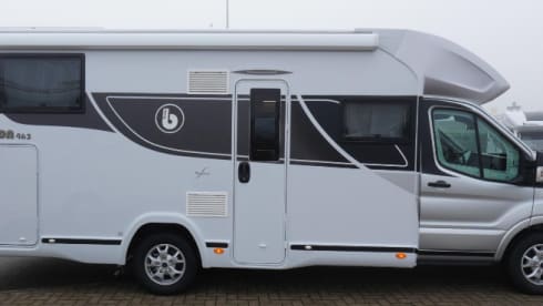 2. Ford Benimar Cocoon 463 for 4 persons (Model 2023)