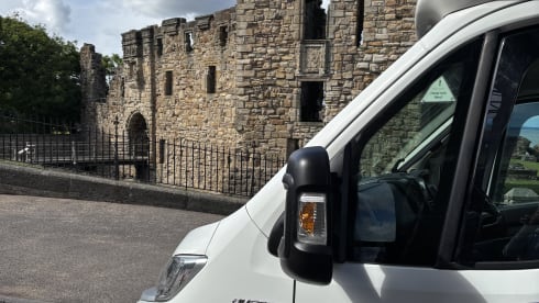 Hamish – Hamish – Camping-car confortable et moderne 4 places situé à St Andrews, en Écosse
