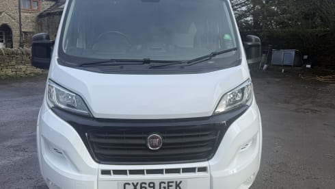 Cane  – 2 berth Weinsberg  carbs 540  campervan from 2019