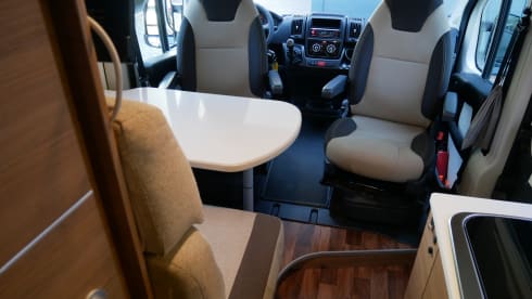Chausson2, 2 sleeping places - 4 seats.