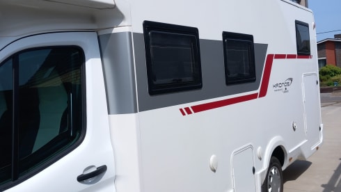 Modest – 5p Roller Team alcove from 2021