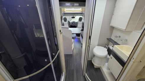Usefleer travel home – 5p Chausson semi-integrated uit 2021