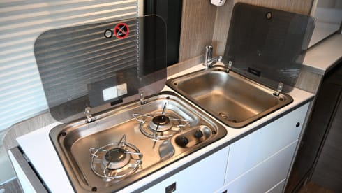 4p Pössl bus uit 2019