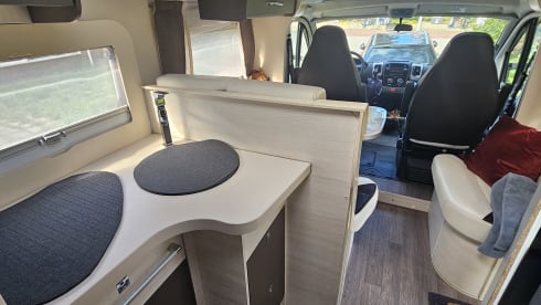727ga – 5p Chausson semi-integrated uit 2016