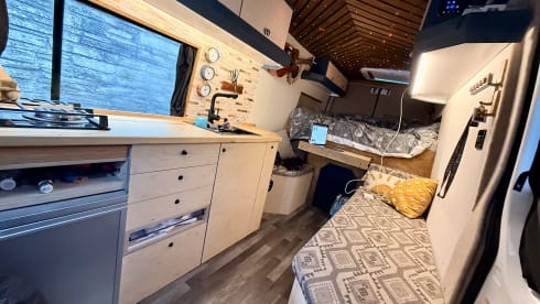 Vanny – VW Crafter a 3 posti letto