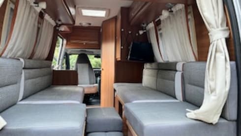 Sunset Adventurer – 2 berth Ford Transit campervan