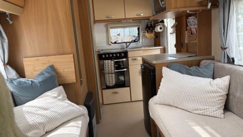 2 berth Swift semi-integrated from 2010