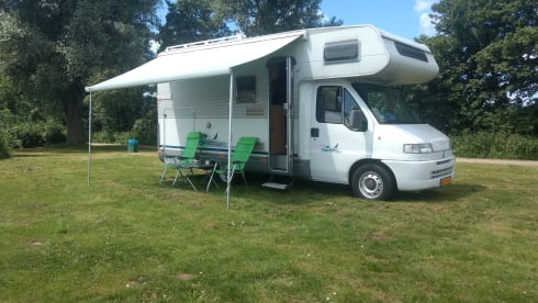 6 person family camper for rent xxl garage dinette bunk strong engine