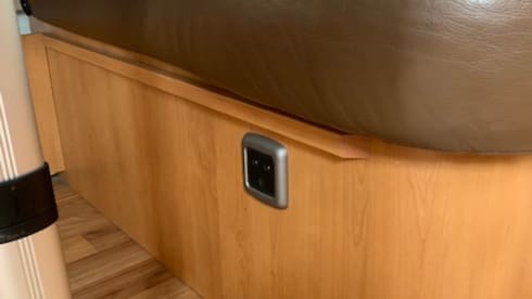 Harlie – 6 berth Euramobil Activa 820 HS 3.0L tag axle 