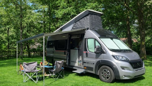 4p Adria Mobil bus uit 2023